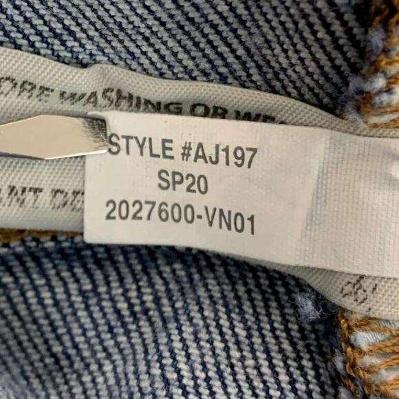 Madewell Women's Slim Demi-Boot Cropped Jeans in Sundale Wash  -  Size: 28 - Picture 15 of 16